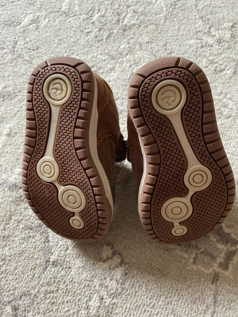 Stride Rite-Baby Walker Brown Canvas Sneakers with Velcro stretchy laces